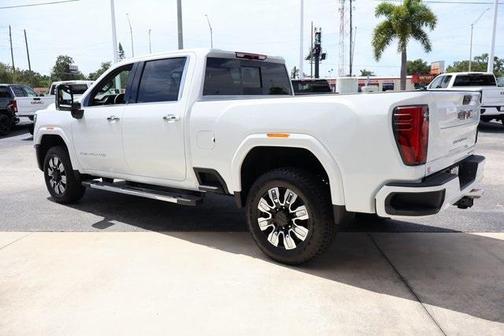 2025 GMC Sierra 2500 Denali