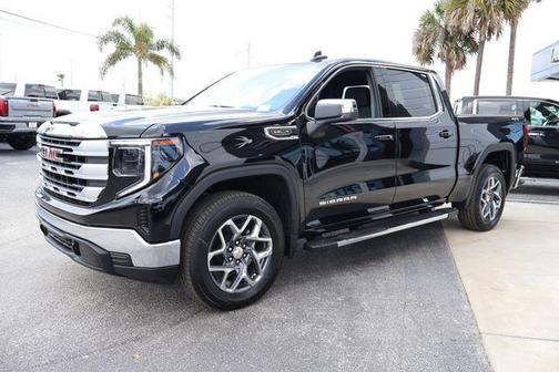 Onyx Black 2026 GMC Sierra 1500 SLE