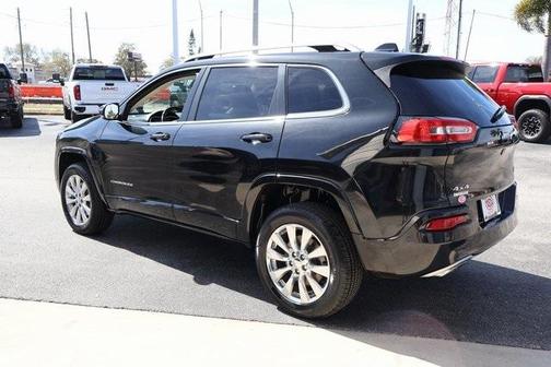2016 Jeep Cherokee Overland