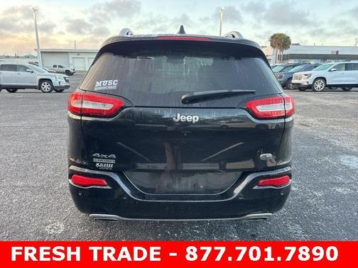 2016 Jeep Cherokee Overland