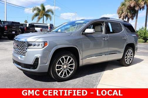 2023 GMC Acadia Denali