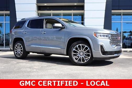 2023 GMC Acadia Denali