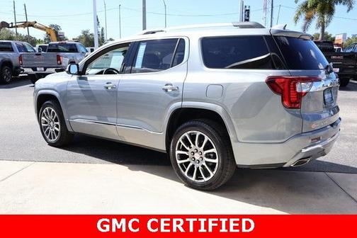 2023 GMC Acadia Denali