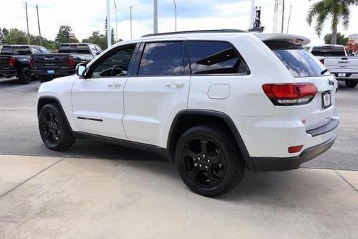 2019 Jeep Grand Cherokee Laredo