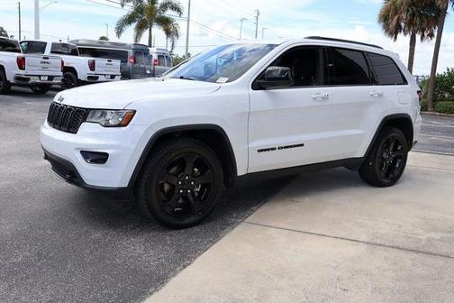 2019 Jeep Grand Cherokee Laredo