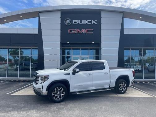 2022 GMC Sierra 1500 SLT