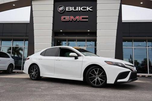 2021 Toyota Camry SE