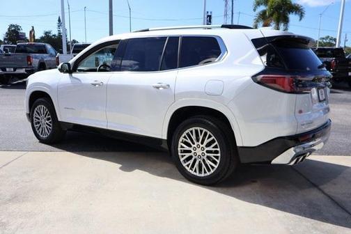 2025 GMC Acadia Denali