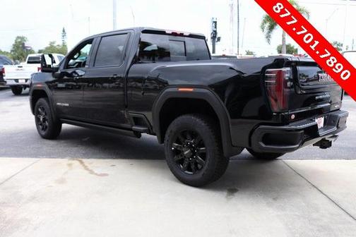 2025 GMC Sierra 2500 AT4