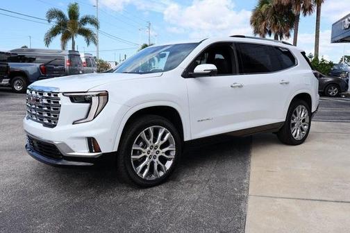 2025 GMC Acadia Denali