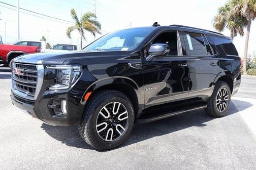 2022 GMC Yukon AT4