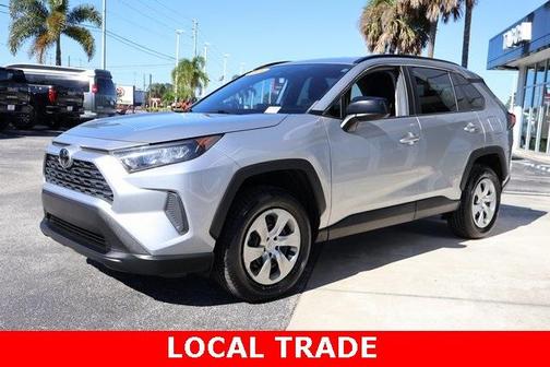2020 Toyota RAV4 LE