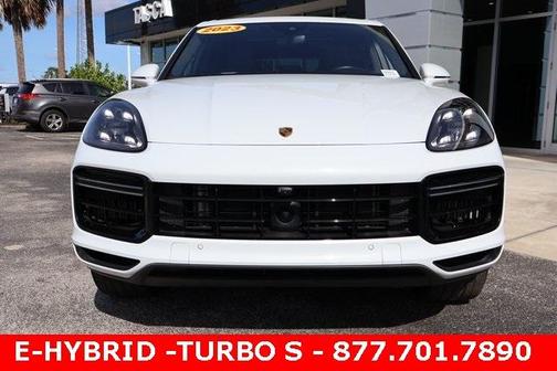 2023 Porsche Cayenne Turbo S
