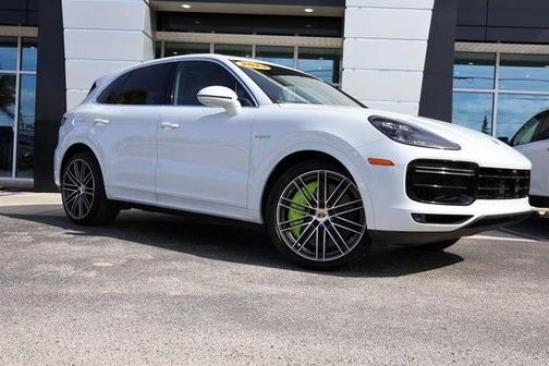 2023 Porsche Cayenne Turbo S