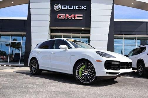 2023 Porsche Cayenne Turbo S