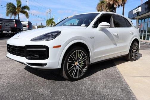 2023 Porsche Cayenne Turbo S