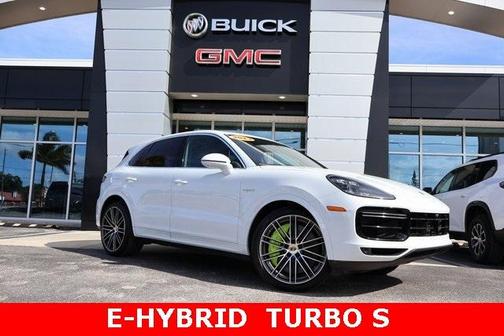 2023 Porsche Cayenne Turbo S