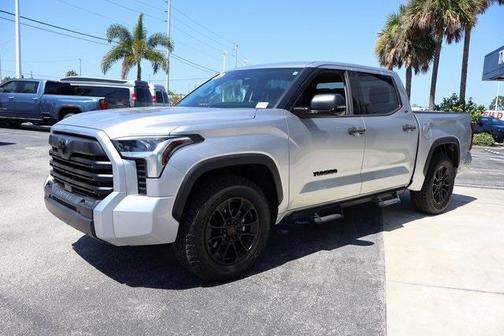 2022 Toyota Tundra SR5