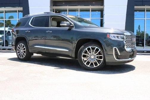 2022 GMC Acadia Denali