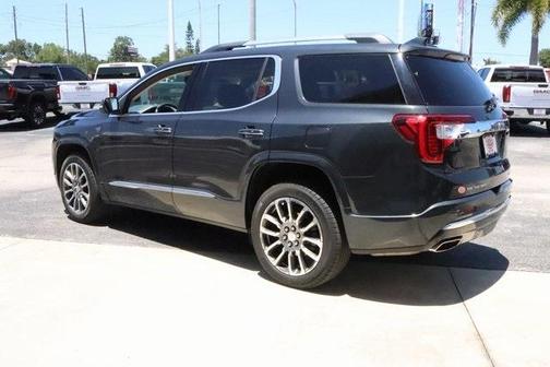 2022 GMC Acadia Denali