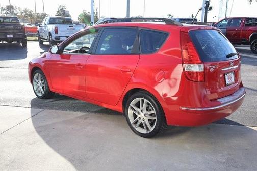 2010 Hyundai Elantra Touring SE