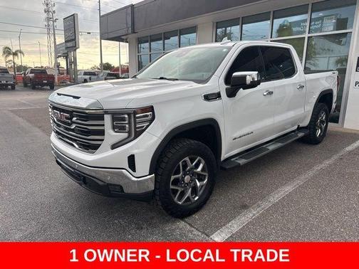 2022 GMC Sierra 1500 SLT