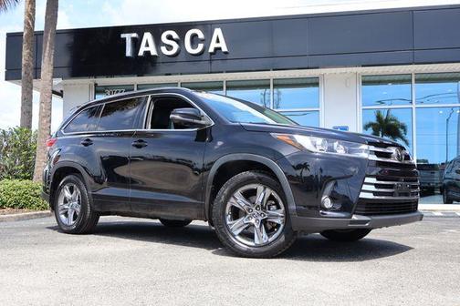 Midnight Black Metallic 2018 Toyota Highlander Limited Platinum
