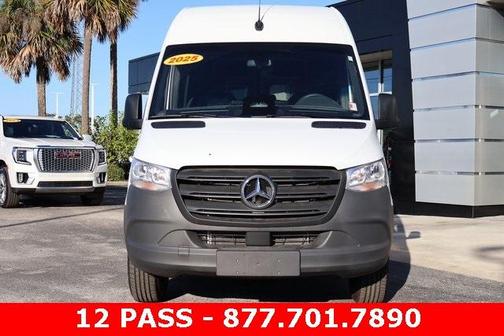 2025 Mercedes-Benz Sprinter 2500 144 WB Standard Roof Passenger