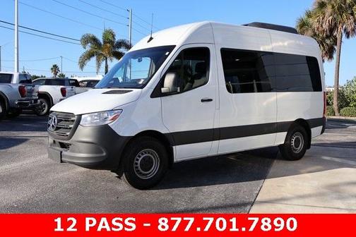 2025 Mercedes-Benz Sprinter 2500 144 WB Standard Roof Passenger