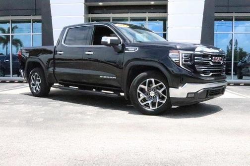2022 GMC Sierra 1500 SLT