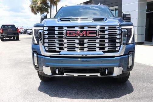 2025 GMC Sierra 2500 Denali