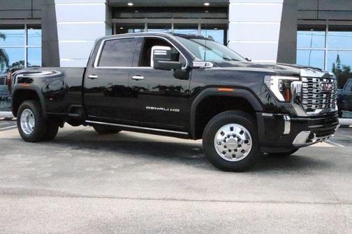 2025 GMC Sierra 3500 Denali