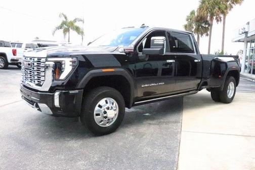 2025 GMC Sierra 3500 Denali