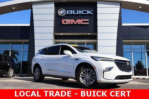 2023 Buick Enclave Essence
