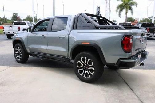 2025 GMC Canyon AT4