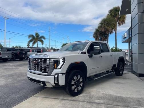 2024 GMC Sierra 2500 Denali