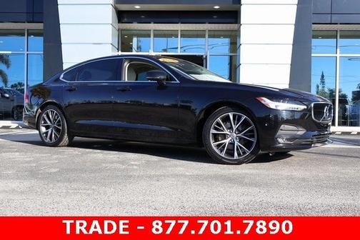 2018 Volvo S90 T5 Momentum