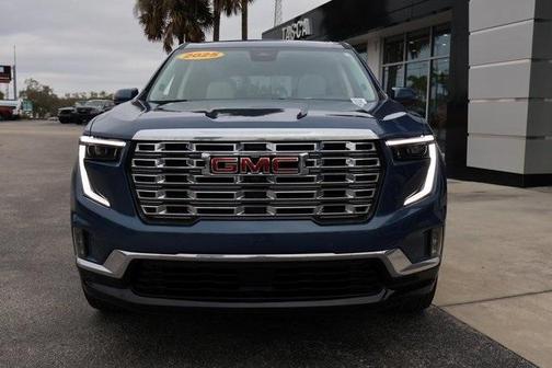 2025 GMC Acadia Denali