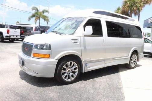 2022 GMC Savana 2500 Work Van