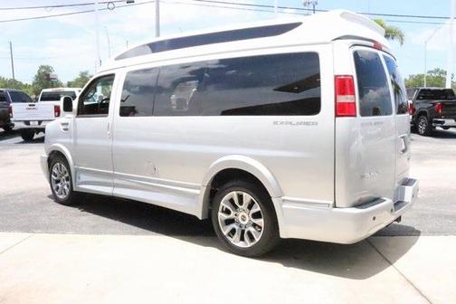 2022 GMC Savana 2500 Work Van