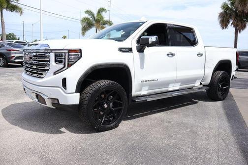 Summit White 2023 GMC Sierra 1500 Denali