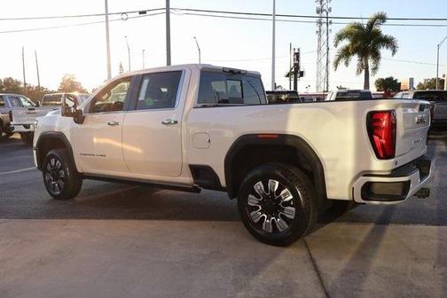 2024 GMC Sierra 2500 Denali