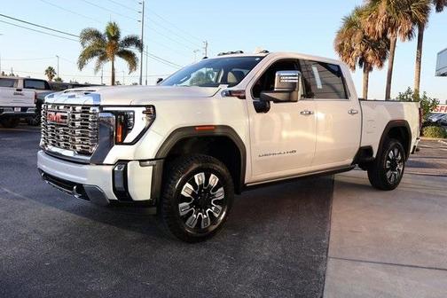 2024 GMC Sierra 2500 Denali