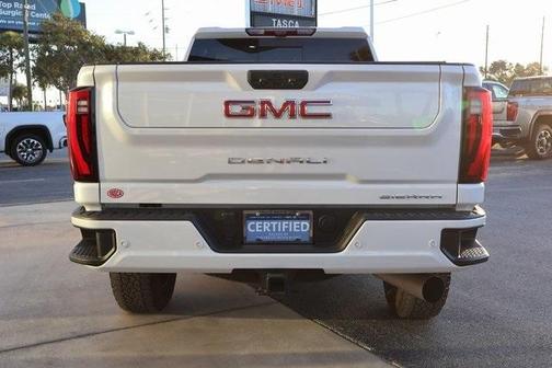 2024 GMC Sierra 2500 Denali