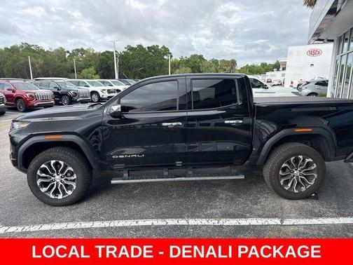 Onyx Black 2024 GMC Canyon Denali