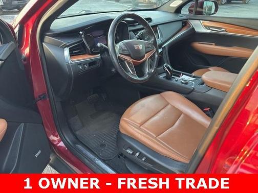 2020 Cadillac XT5 Premium Luxury