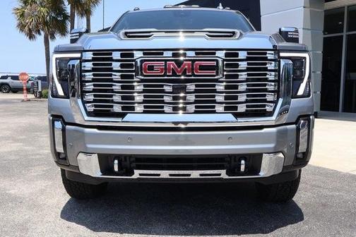 2025 GMC Sierra 3500 Denali