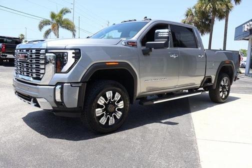 2025 GMC Sierra 3500 Denali