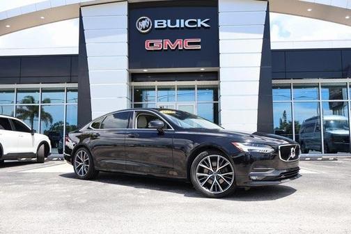 2018 Volvo S90 T5 Momentum