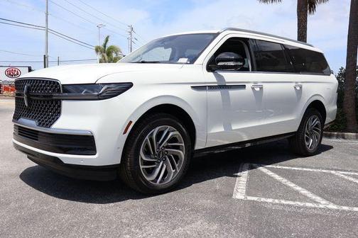 Pristine White 2025 Lincoln Navigator L Reserve